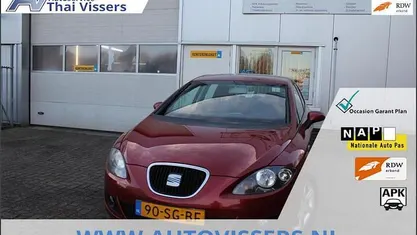 Rood Gebruikt 2006 Seat Leon Stylance Hatchback | € 2.950 (Eerlijke prijs)
