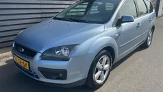 Blauw Gebruikt 2007 Ford Focus Ambiente Stationwagen | € 2.245 (Eerlijke prijs)
