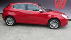Rood Gebruikt 2015 Alfa Romeo Giulietta Competizione Hatchback | € 12.990 (Goede deal)