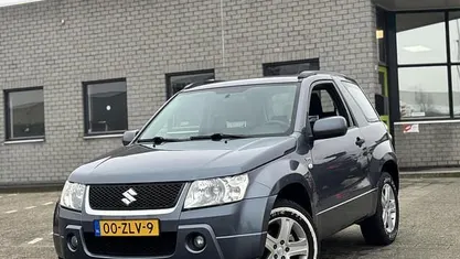 Occasion Suzuki Grand Vitara Exclusive 106 PK (77 kW) 2006 Grijs SUV