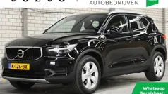 Zwart Gebruikt 2020 Volvo XC40 Momentum SUV | € 28.950 (Eerlijke prijs)