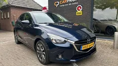 Blauw Gebruikt 2015 Mazda 2 Hatchback | € 12.750 (Eerlijke prijs)