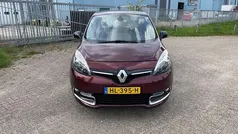 Rood Gebruikt 2015 Renault Scénic III Bose Edition MPV | € 5.500 (Eerlijke prijs)