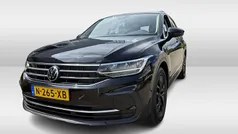 Zwart Gebruikt 2022 VW Tiguan Business SUV | € 28.950 (Super prijs)