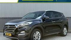 Zwart Gebruikt 2015 Hyundai Tucson Comfort SUV | € 17.935 (Eerlijke prijs)