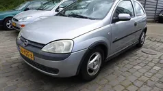 Gebruikt 2001 Opel Corsa Comfort Hatchback | € 695 (Eerlijke prijs)
