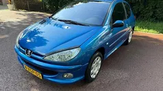 Gebruikt 2003 Peugeot 206 Premium Hatchback | € 949 (Goede deal)