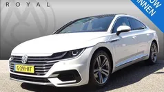 Wit Gebruikt 2019 VW Arteon Exclusive Hatchback | € 23.995 (Eerlijke prijs)
