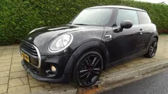 Zwart Gebruikt 2015 Mini ONE Chili Hatchback | € 9.750 (Eerlijke prijs)