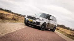 Grijs, metallic lak Gebruikt 2018 Land Rover Range Rover Autobiography SUV | € 69.950 (Eerlijke prijs)
