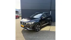Zwart Gebruikt 2020 MG ZS Luxury Sedan | € 14.950 (Eerlijke prijs)