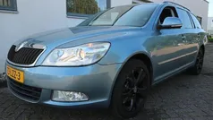 Blauw Gebruikt 2010 Skoda Octavia Ambition Stationwagen | € 1.900 (Eerlijke prijs)