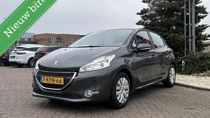 Occasion 2013 Peugeot 208 Hatchback | € 2.750 (Eerlijke prijs)
