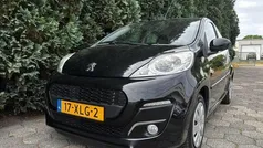 Zwart, metallic lak Gebruikt 2012 Peugeot 107 Active Hatchback | € 4.250 (Eerlijke prijs)