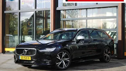 Zwart Gebruikt 2019 Volvo V90 Business Edition Stationwagen | € 28.994 (Goede deal)