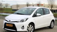 Wit Gebruikt 2013 Toyota Yaris Comfort Hatchback | € 9.499 (Eerlijke prijs)