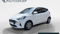 Wit Gebruikt 2023 Hyundai i10 Comfort Hatchback | € 14.945 (Eerlijke prijs)