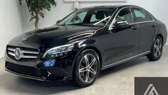 Zwart Gebruikt 2022 Mercedes 180 Avantgarde Sedan | € 27.750 (Eerlijke prijs)