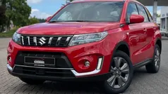 Rood Gebruikt 2024 Suzuki Vitara SUV | € 27.900 (Eerlijke prijs)