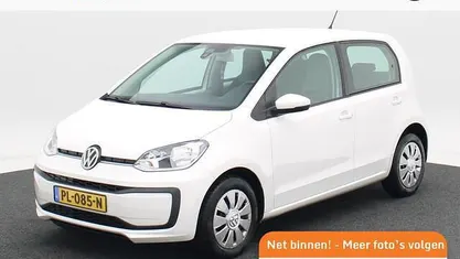 Wit Gebruikt 2017 VW up! move up! Hatchback | € 7.950 (Eerlijke prijs)