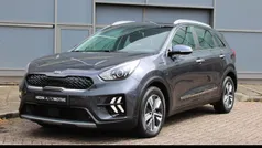 Grijs, metallic lak Gebruikt 2020 Kia Niro SUV | € 22.945 (Eerlijke prijs)