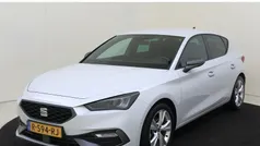 Wit Gebruikt 2022 Seat Leon Business Hatchback | € 23.950 (Eerlijke prijs)