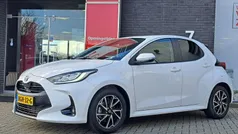Gebruikt 2023 Toyota Yaris Hybrid Hatchback | € 22.900 (Eerlijke prijs)