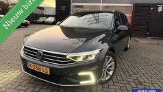 Grijs Gebruikt 2021 VW Passat Business Stationwagen | € 19.250 (Eerlijke prijs)