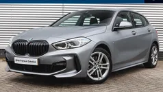 Pure grey Gebruikt 2023 BMW 118 Executive Hatchback | € 31.450 (Eerlijke prijs)