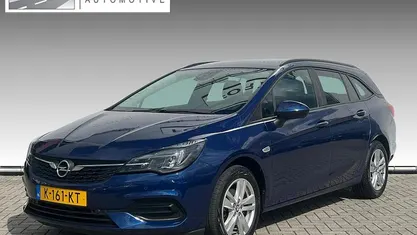 Gebruikt 2021 Opel Astra Edition Stationwagen | € 12.895 (Eerlijke prijs)