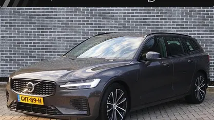 Occasion 2024 Volvo V60 Plus Stationwagen | € 42.894 (Eerlijke prijs)
