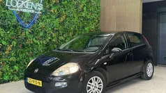 Zwart Gebruikt 2015 Fiat Punto Evo Lounge Hatchback | € 2.390 (Eerlijke prijs)