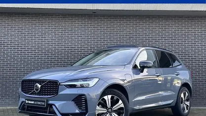 Grijs Gebruikt 2023 Volvo XC60 Plus SUV | € 49.900 (Super prijs)