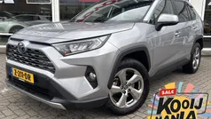 Gebruikt 2019 Toyota RAV4 Hybrid Edition SUV | € 31.900 (Eerlijke prijs)