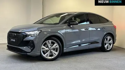 Grijs Occasion 2021 Audi Q4 Sportback e-tron S-Line SUV | € 26.900 (Eerlijke prijs)