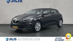 Zwart Gebruikt 2021 Renault Mégane IV Business Hatchback | € 14.950 (Goede deal)