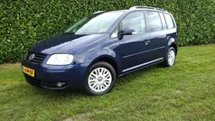 Blauw Gebruikt 2003 VW Touran MPV | € 1.745 (Eerlijke prijs)