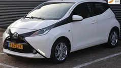 Gebruikt 2015 Toyota Aygo X-pure Hatchback | € 7.950 (Eerlijke prijs)