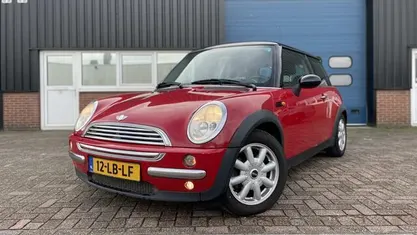 Occasion Mini Cooper Pepper 116 PK (85 kW) 2002 Rood Hatchback