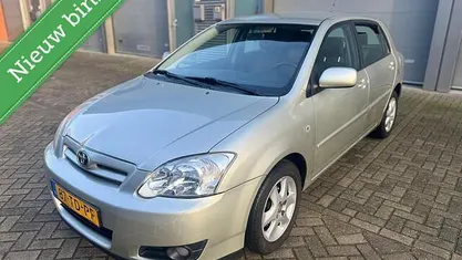 Grijs Occasion 2006 Toyota Corolla Hatchback | € 3.750 (Goede deal)