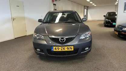 Grijs (metallic) Occasion 2008 Mazda 3 Touring Sedan | € 4.900 (Eerlijke prijs)