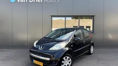 Zwart Gebruikt 2011 Peugeot 107 Hatchback | € 3.240 (Eerlijke prijs)