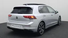 Grijs Gebruikt 2023 VW Golf VIII R-line Hatchback | € 34.880 (Eerlijke prijs)