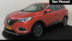 Rood Gebruikt 2019 Renault Kadjar Intens SUV | € 18.935 (Eerlijke prijs)