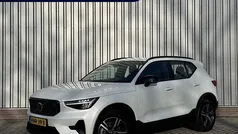 Wit Gebruikt 2025 Volvo XC40 Plus SUV | € 41.950 (Eerlijke prijs)