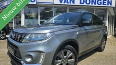 Grijs Gebruikt 2021 Suzuki Vitara SUV | € 22.695 (Eerlijke prijs)