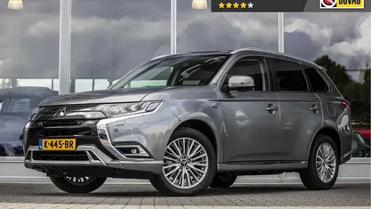 Grijs Gebruikt 2020 Mitsubishi Outlander Intense+ SUV | € 25.345 (Eerlijke prijs)