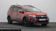 Bruin Nieuw 2025 Dacia Jogger Expression MPV | € 30.175 (Goede deal)