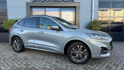 Grijs Occasion 2020 Ford Kuga ST-Line SUV | € 22.395 (Eerlijke prijs)