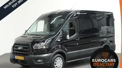 Zwart Gebruikt 2023 Ford Transit Trend Van | € 27.490 (Eerlijke prijs)